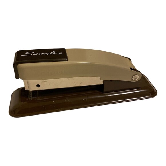 VINTAGE SWINGLINE Stapler For PARTS or REPAIR Fix Only Tan Brown - Picture 3 of 5